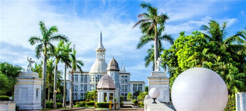 谁抱着罐子回国（抱罐子的少女是谁）